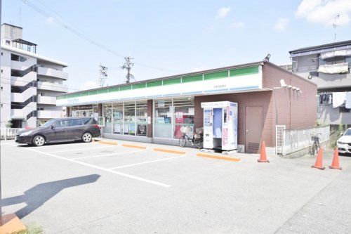 ファミリーマート 法善寺駅東店の画像