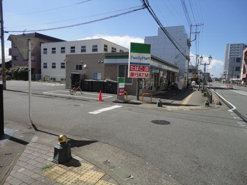 ファミリーマート 若葉駅西口店の画像