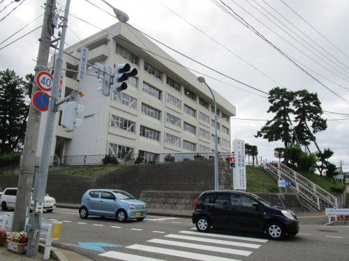 新潟市立坂井輪図書館の画像