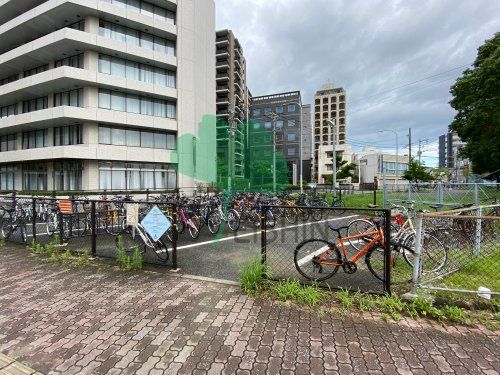 千代県庁口駅自転車駐車場の画像