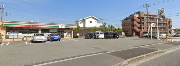 セブンイレブン 町田小川2丁目店の画像