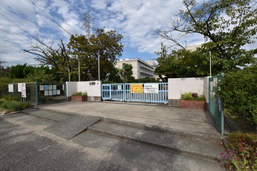 宝塚市立安倉小学校の画像