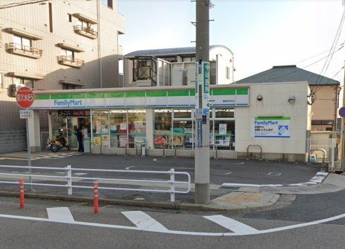 ファミリーマート 灘篠原本町店の画像