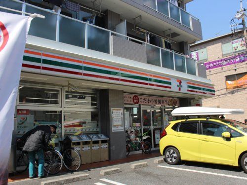 セブンイレブン 蓮根店の画像