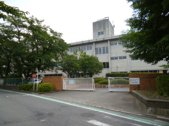 高崎市立 堤ヶ岡小学校の画像