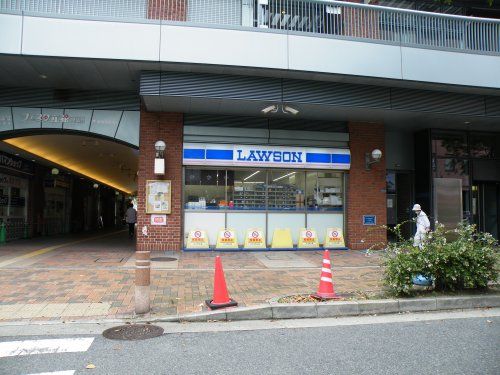 ローソン尼崎立花駅南店の画像