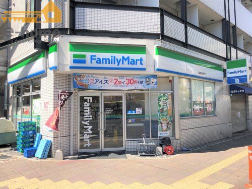 ファミリーマート 西明石駅前店の画像