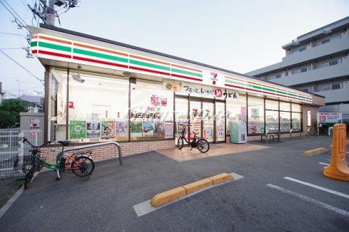 セブンイレブン 川崎武蔵中原駅北口店の画像