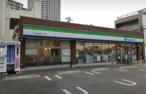 ファミリーマート 善源寺町二丁目店の画像