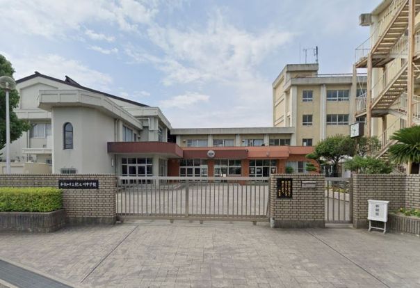 和歌山市立紀之川中学校の画像
