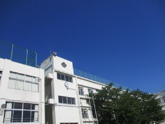 大田区立東蒲小学校の画像