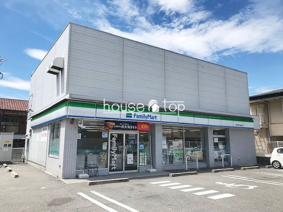 ファミリーマート 西宮津門大箇町店の画像