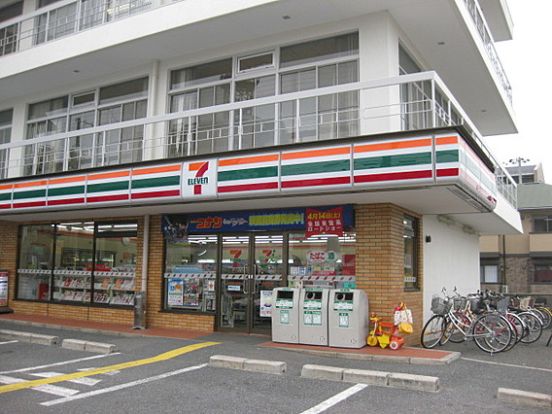 セブンイレブン 尼崎南塚口2丁目店の画像