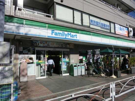 ファミリーマート大和中央店の画像