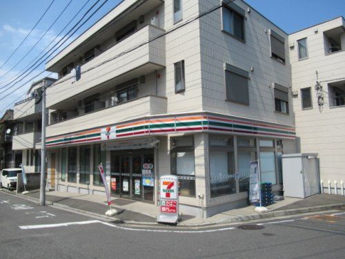 大口セブン-イレブン 横浜大口駅東店の画像