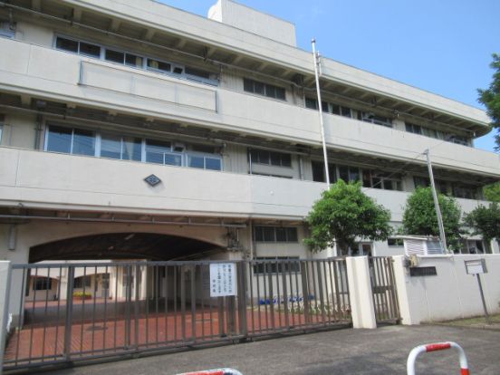 横浜市立西寺尾小学校の画像