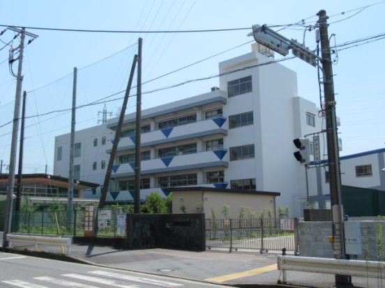 横浜市立矢向中学校の画像