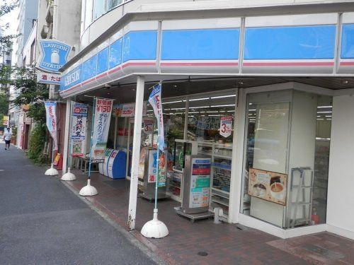 ローソン 新宿富久町店の画像