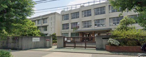 大阪市立東淀中学校の画像