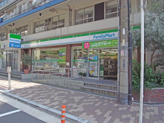 ファミリーマート 南堀江一丁目店の画像