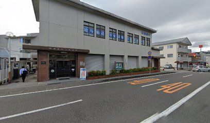 四国銀行 三里支店の画像
