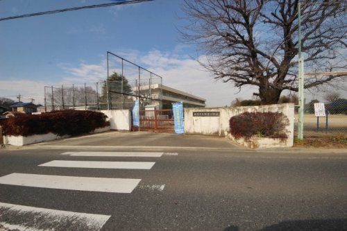 新座市立陣屋小学校の画像