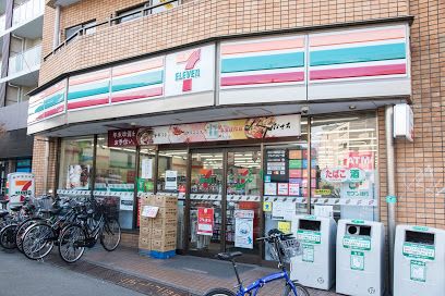 セブン-イレブン 和泉店の画像