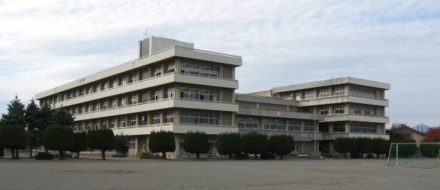  中居小学校の画像
