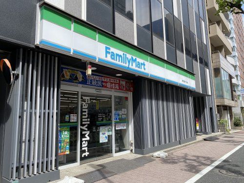 ファミリーマート 西池袋三丁目店の画像