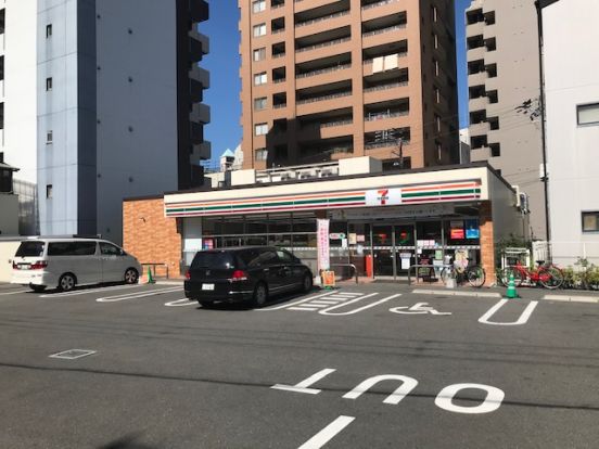 セブンイレブン大阪千代崎2丁目店の画像