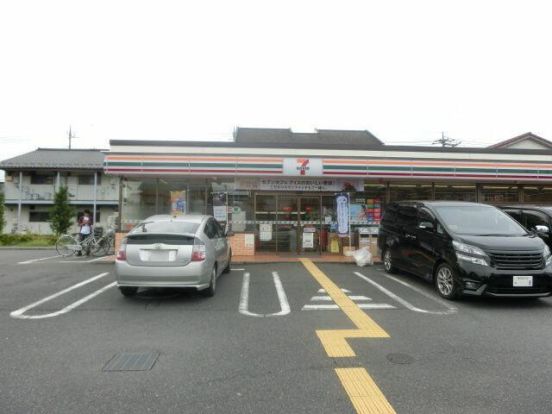 セブンイレブン 草加瀬崎町店の画像