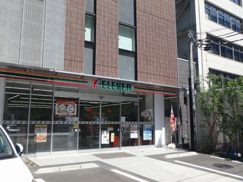 セブンイレブン グランツリー武蔵小杉前店の画像