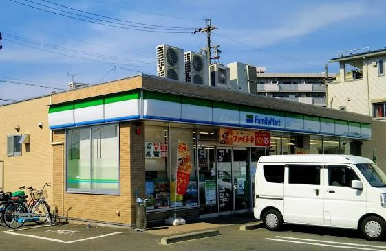 ファミリーマート 熱田一番町店の画像