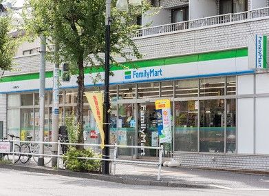 ファミリーマート 小滝橋通り店の画像