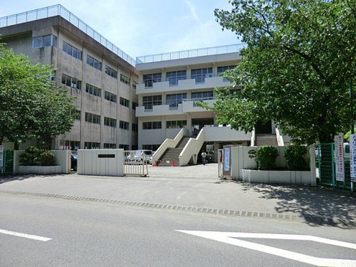 座間市立入谷小学校の画像