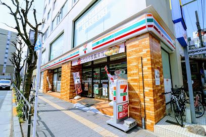 セブン-イレブン 高円寺駅東店の画像