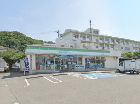 ファミリーマート 和歌山貴志店の画像