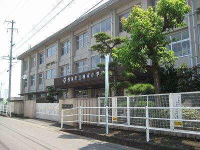 楠河小学校の画像