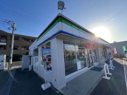 ファミリーマート 宝塚安倉中店の画像