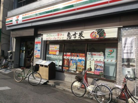 セブンイレブン 北区駒込駅東口店の画像