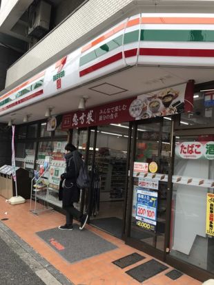 セブンイレブン 浅草店の画像