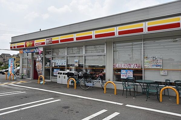 ニューヤマザキデイリーストア 堺草尾店の画像