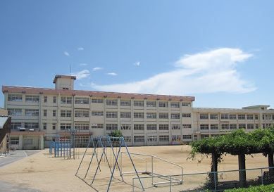 明石市立大久保小学校の画像