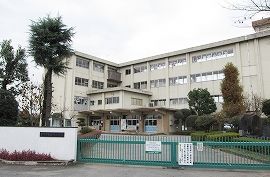 西部小学校の画像