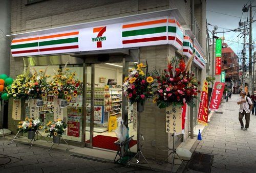 セブンイレブン 長崎西浜通り店の画像