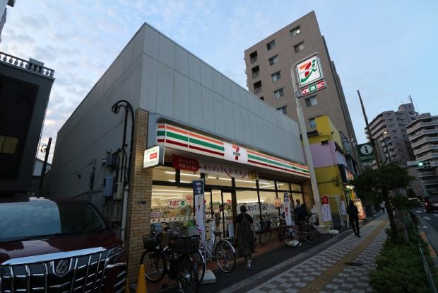 セブンイレブン 墨田文花2丁目明治通り店の画像