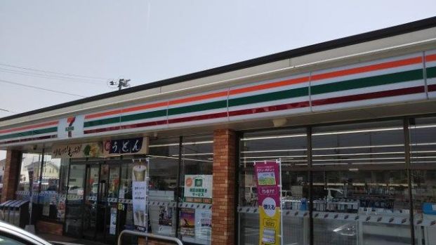 セブンイレブン新田店の画像