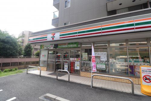 セブンイレブン　川崎麻生警察署前店の画像