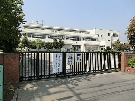 幸手市立上高野小学校の画像