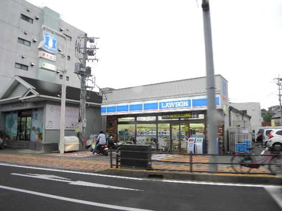 ローソン 長崎昭和町店の画像